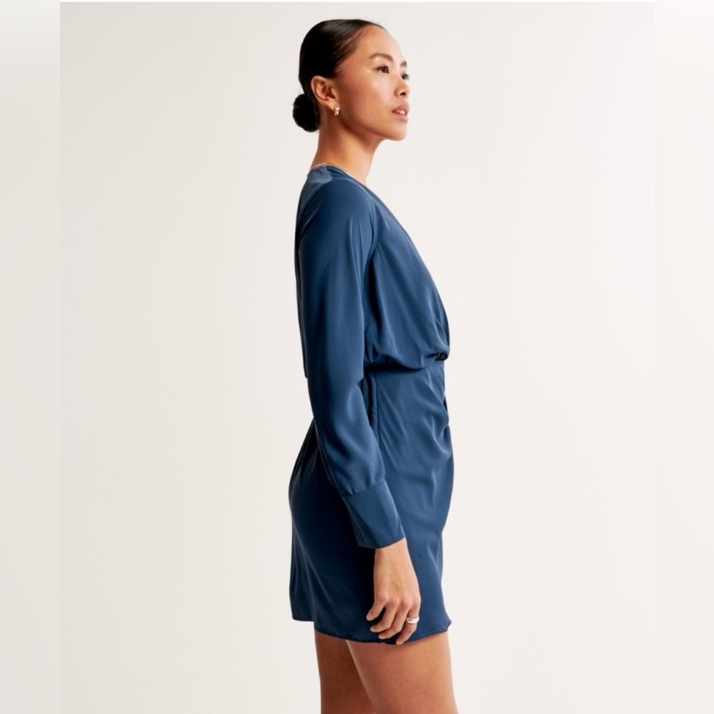 ABERCROMBIE & FITCH - Long Sleeve Draped Mini Dress Size S - Picture 3 of 13